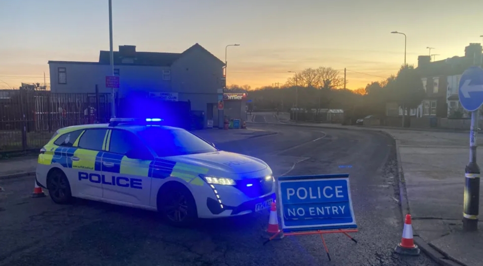 BBC：對陣切爾西的比賽前，伊普斯維奇地區發(fā)現未爆彈&道路封鎖
