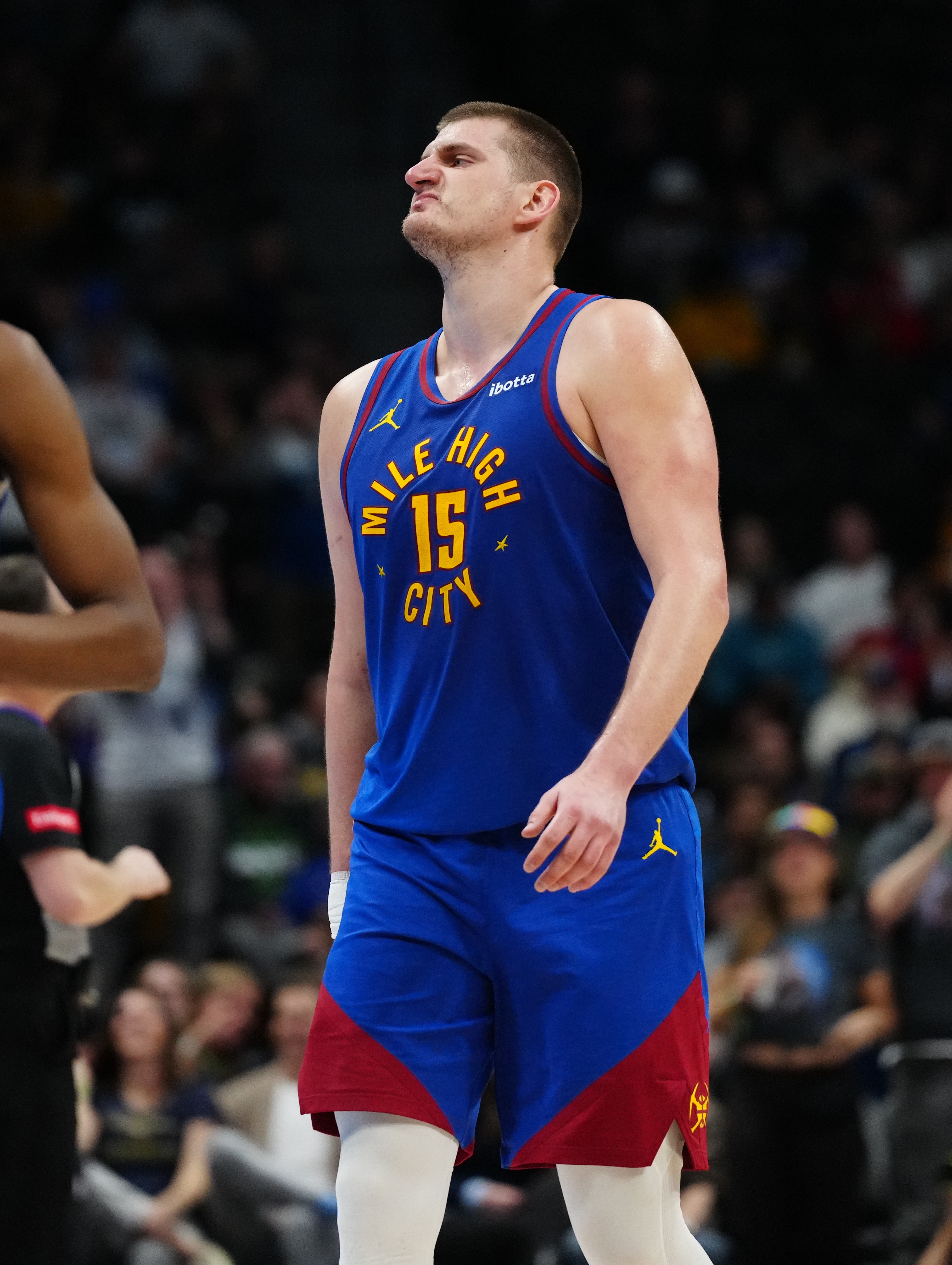 卡爾：現在一支NBA球隊需要30-40場(chǎng)比賽才能確立其最終的身份