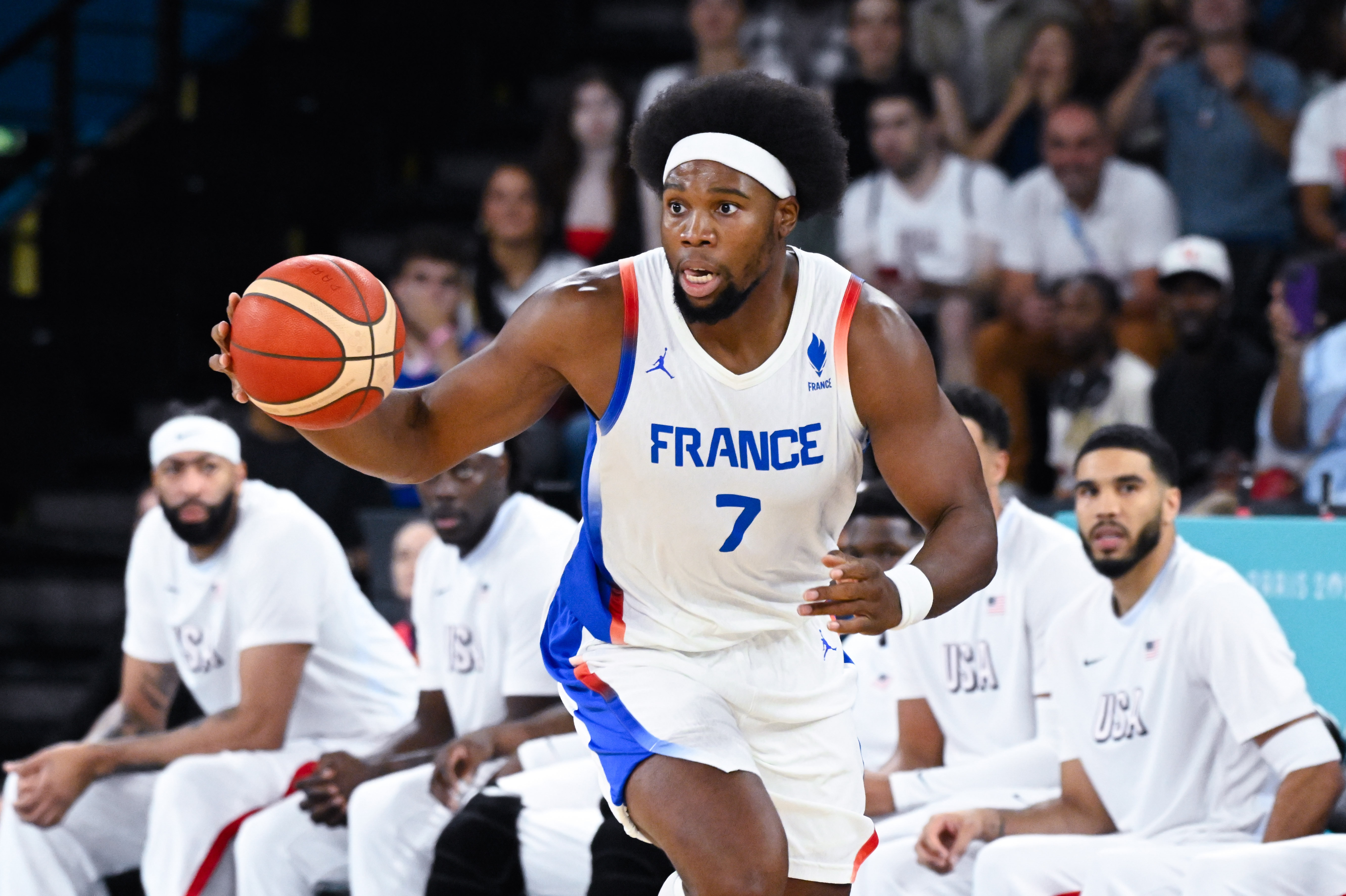亞布塞萊：歐洲最好球隊可以和NBA球隊一戰 整個(gè)法國隊都能打NBA