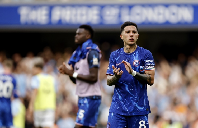 太陽(yáng)報：英足總認為恩佐歧視案件歸FIFA管，他仍可能被FIFA處罰